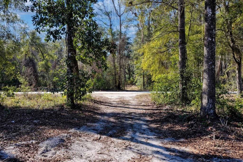 En Venta: $59,900 (2.00 acres)