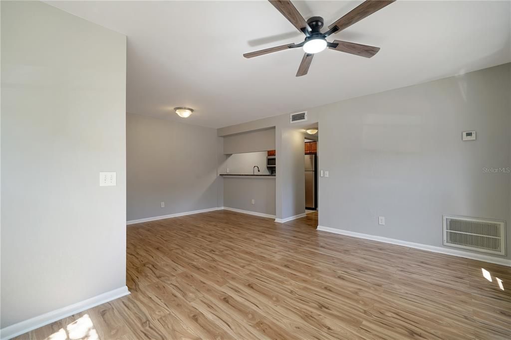 Activo con contrato: $185,000 (2 camas, 1 baños, 884 Pies cuadrados)