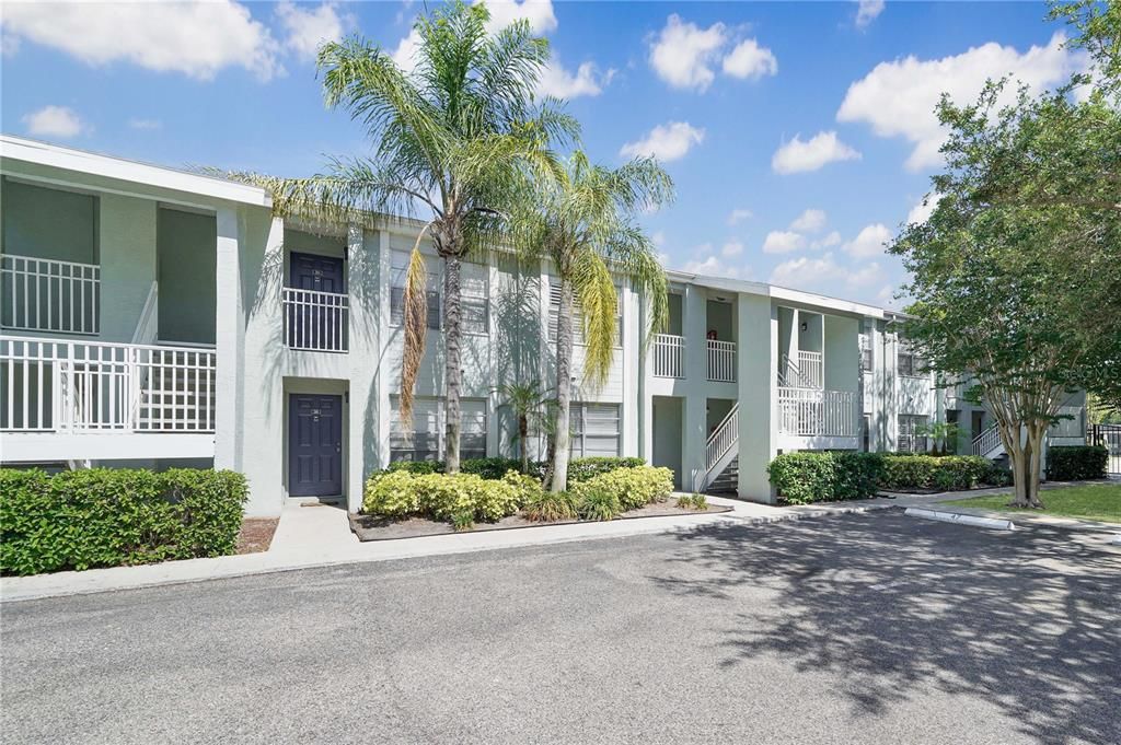 Activo con contrato: $185,000 (2 camas, 1 baños, 884 Pies cuadrados)