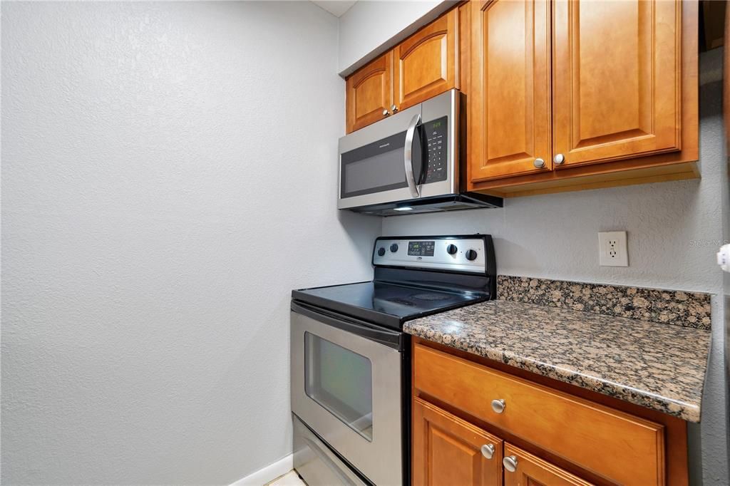 Activo con contrato: $185,000 (2 camas, 1 baños, 884 Pies cuadrados)