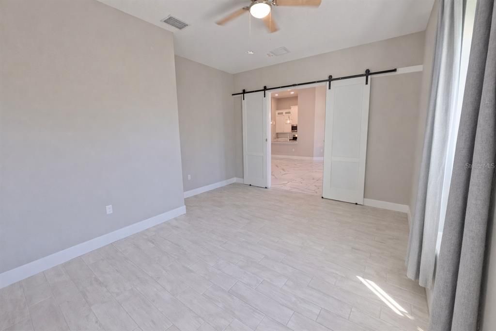 Active With Contract: $475,000 (3 beds, 2 baths, 1868 Square Feet)