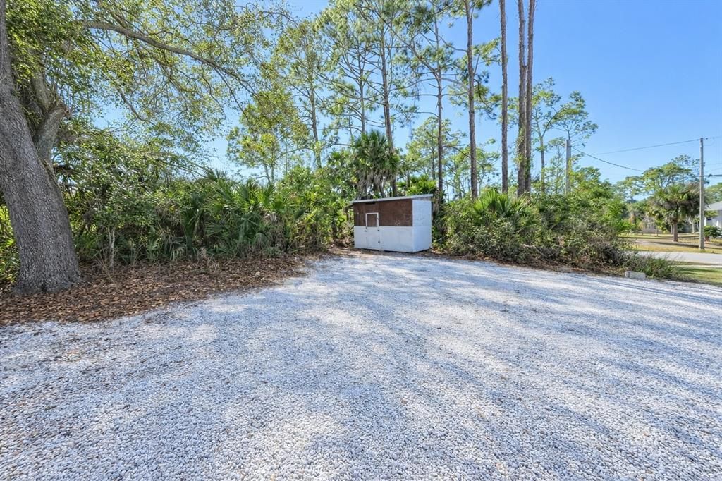 Active With Contract: $475,000 (3 beds, 2 baths, 1868 Square Feet)
