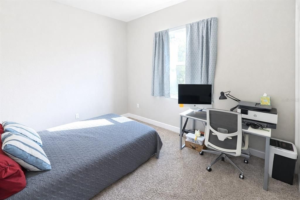 Active With Contract: $475,000 (3 beds, 2 baths, 1868 Square Feet)