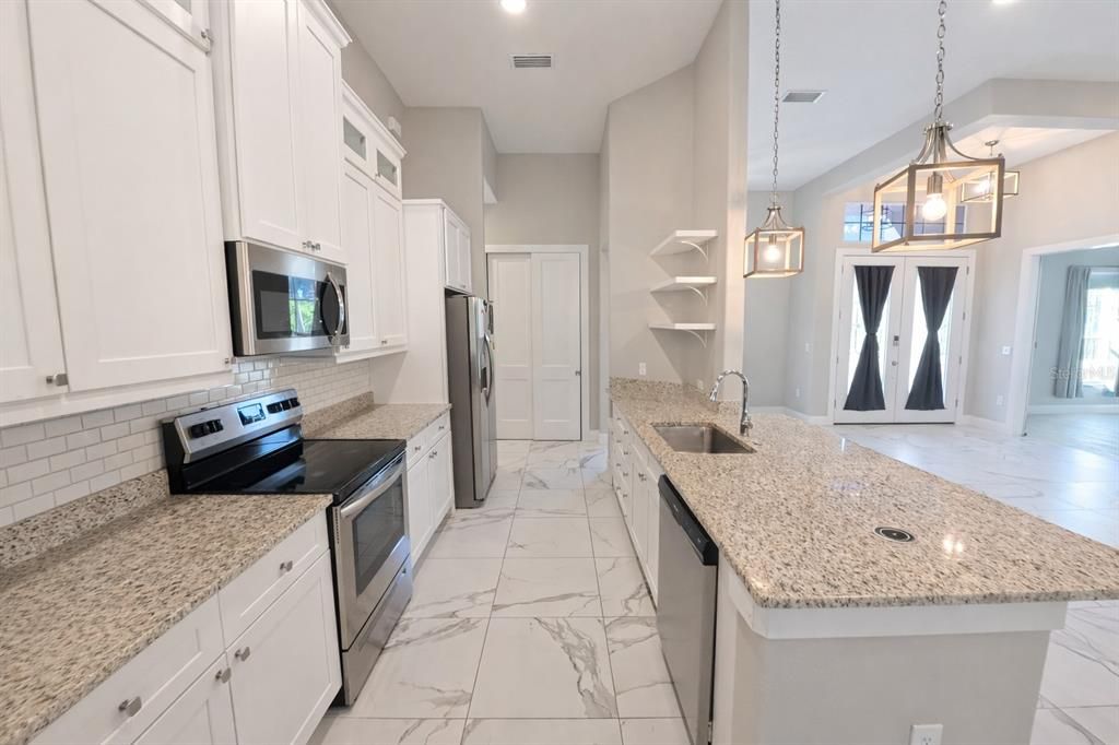 Active With Contract: $475,000 (3 beds, 2 baths, 1868 Square Feet)