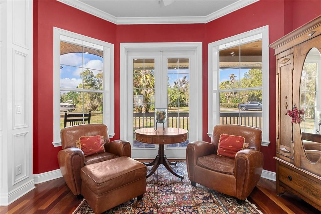 For Sale: $1,950,000 (5 beds, 3 baths, 4343 Square Feet)