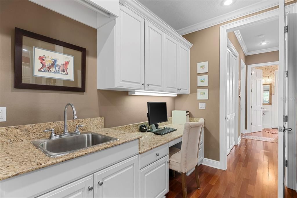 For Sale: $1,950,000 (5 beds, 3 baths, 4343 Square Feet)