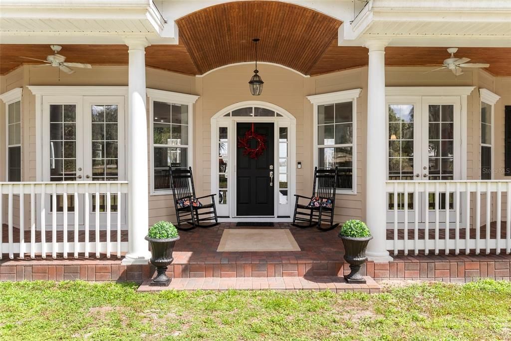 For Sale: $1,950,000 (5 beds, 3 baths, 4343 Square Feet)