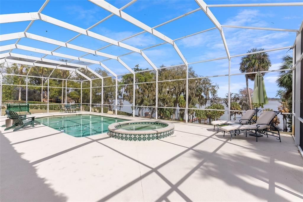 For Sale: $1,950,000 (5 beds, 3 baths, 4343 Square Feet)