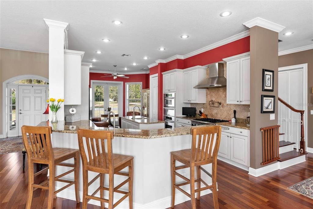 For Sale: $1,950,000 (5 beds, 3 baths, 4343 Square Feet)