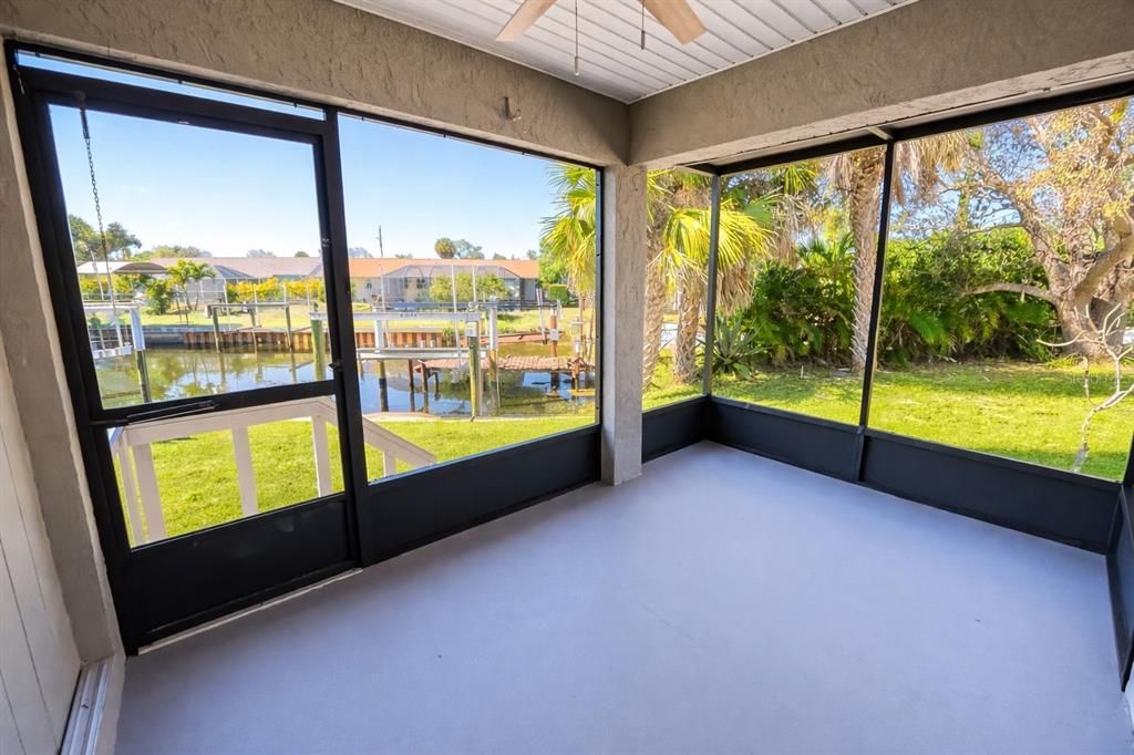 En Venta: $524,500 (4 camas, 0 baños, 2004 Pies cuadrados)