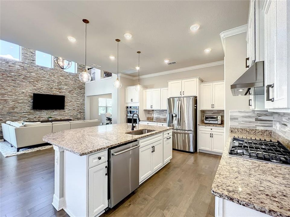 Active With Contract: $799,900 (4 beds, 3 baths, 3567 Square Feet)