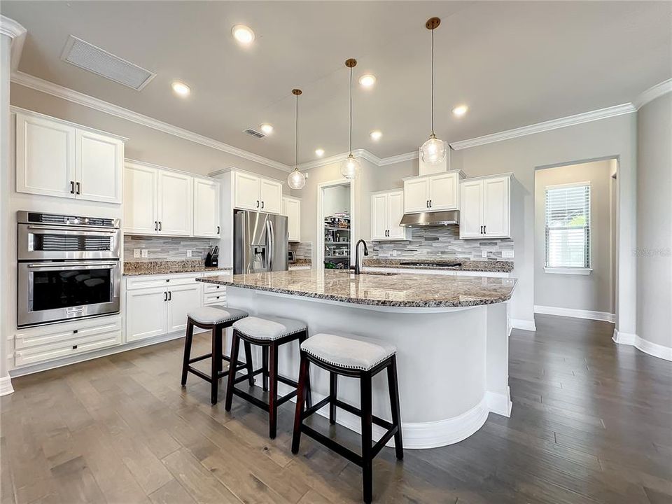 Active With Contract: $799,900 (4 beds, 3 baths, 3567 Square Feet)
