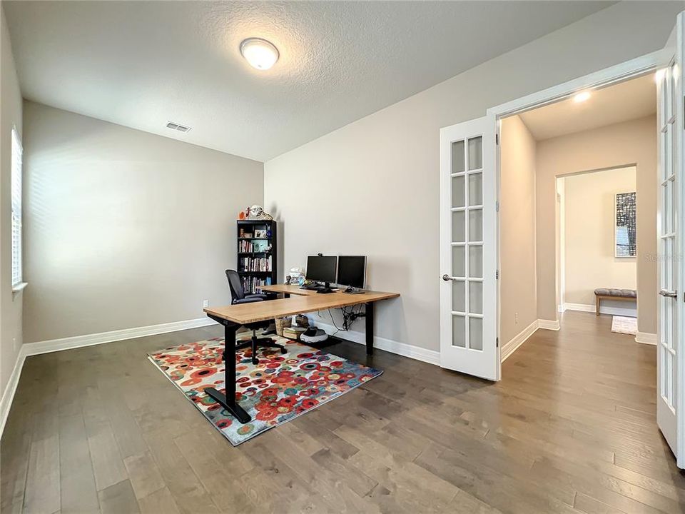 Active With Contract: $799,900 (4 beds, 3 baths, 3567 Square Feet)