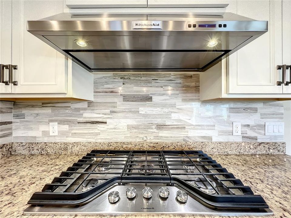 Active With Contract: $799,900 (4 beds, 3 baths, 3567 Square Feet)