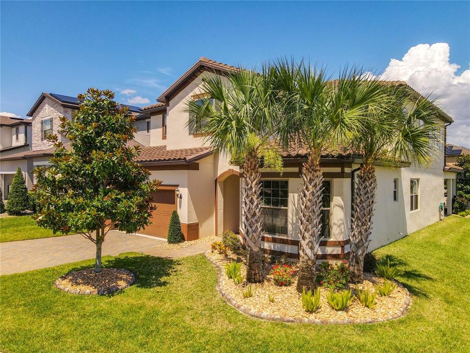 Active With Contract: $799,900 (4 beds, 3 baths, 3567 Square Feet)