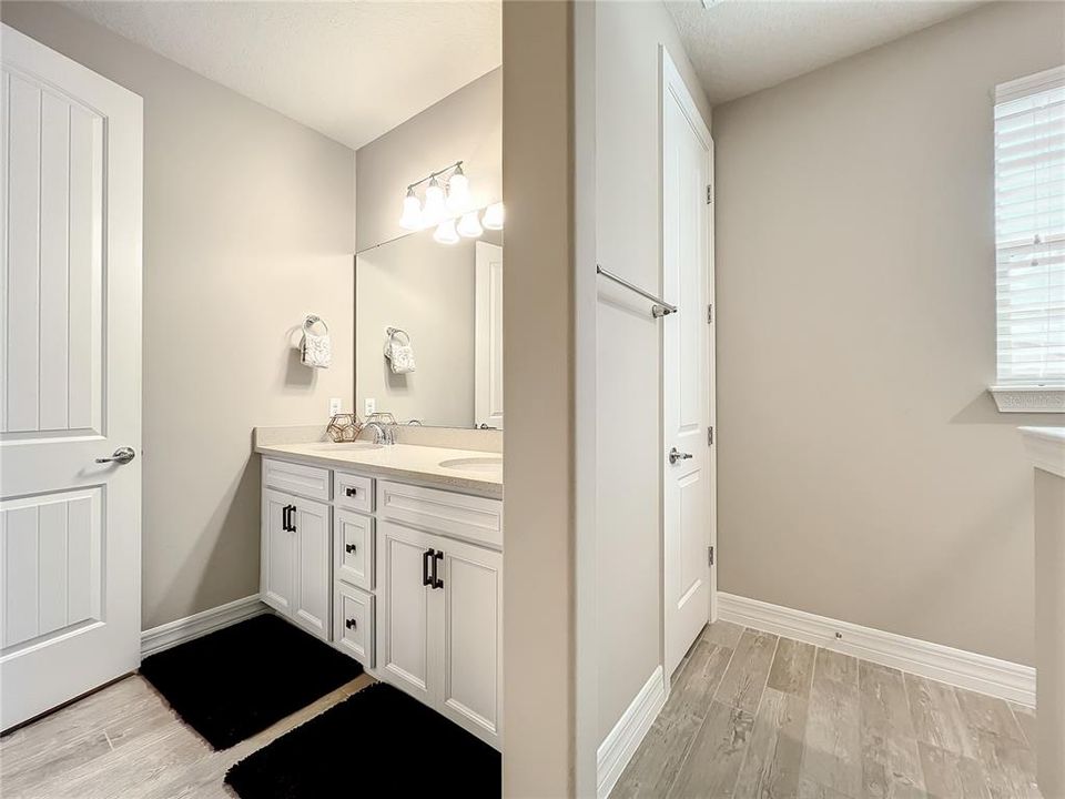 Active With Contract: $799,900 (4 beds, 3 baths, 3567 Square Feet)