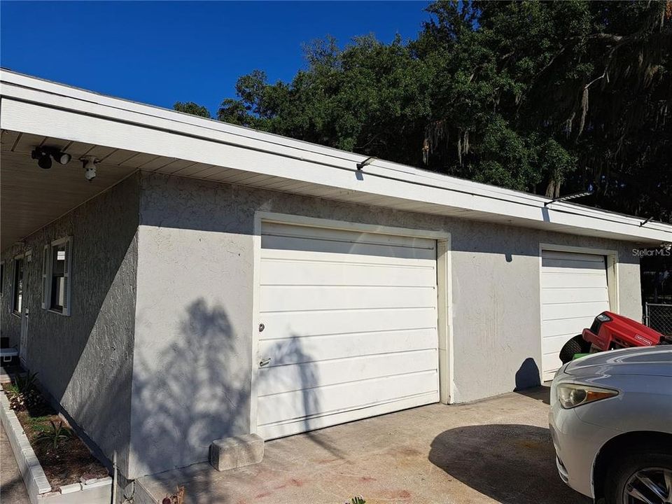 For Sale: $599,000 (5 beds, 2 baths, 2734 Square Feet)