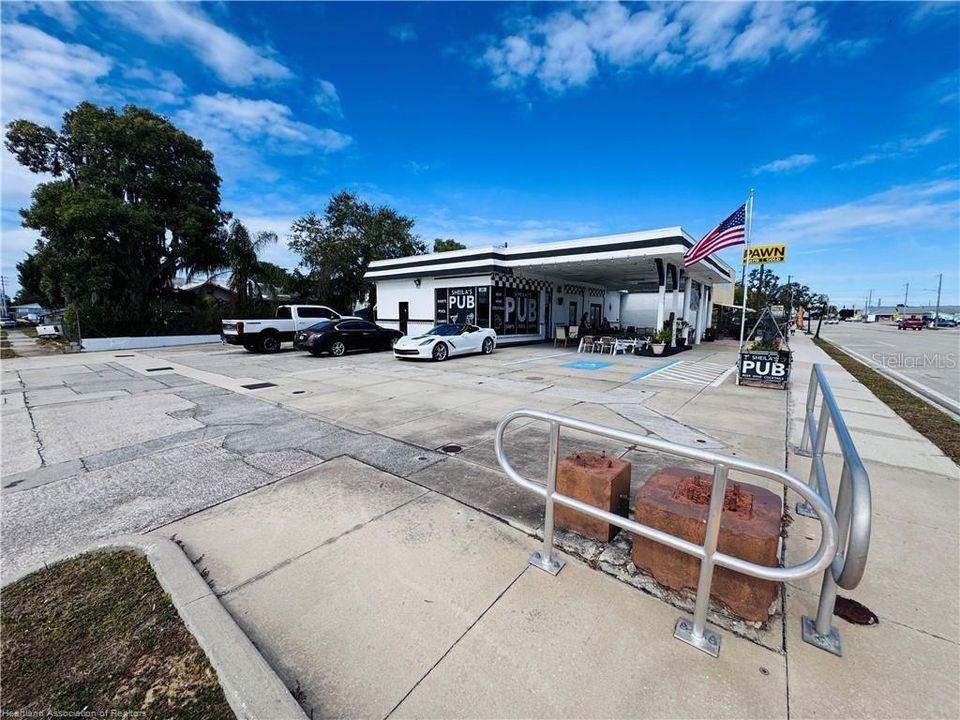 待售: $499,900 (0 贝兹, 0 浴室, 1682 平方英尺)