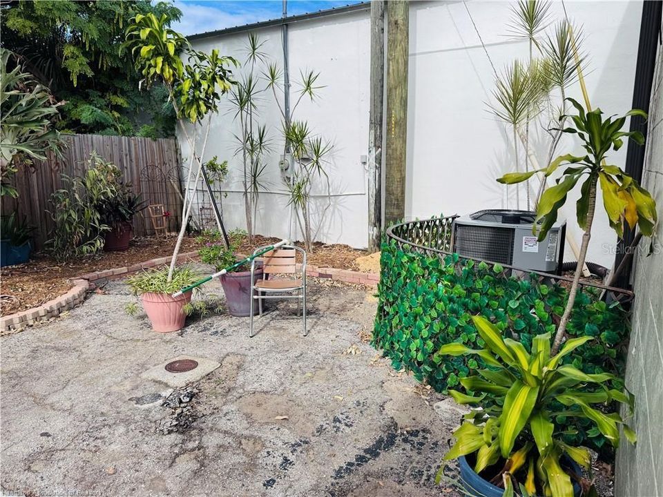 待售: $499,900 (0 贝兹, 0 浴室, 1682 平方英尺)