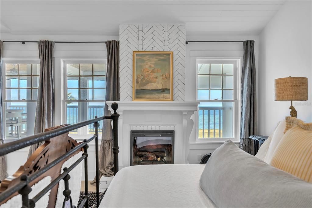 For Sale: $2,500,000 (4 beds, 5 baths, 3200 Square Feet)