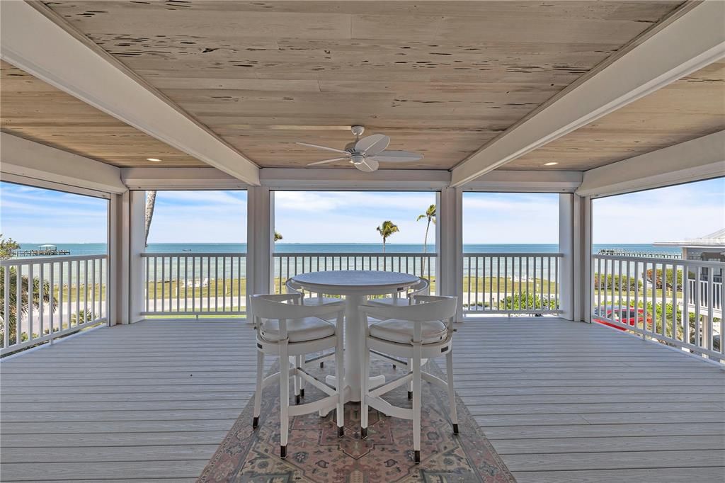 For Sale: $2,500,000 (4 beds, 5 baths, 3200 Square Feet)