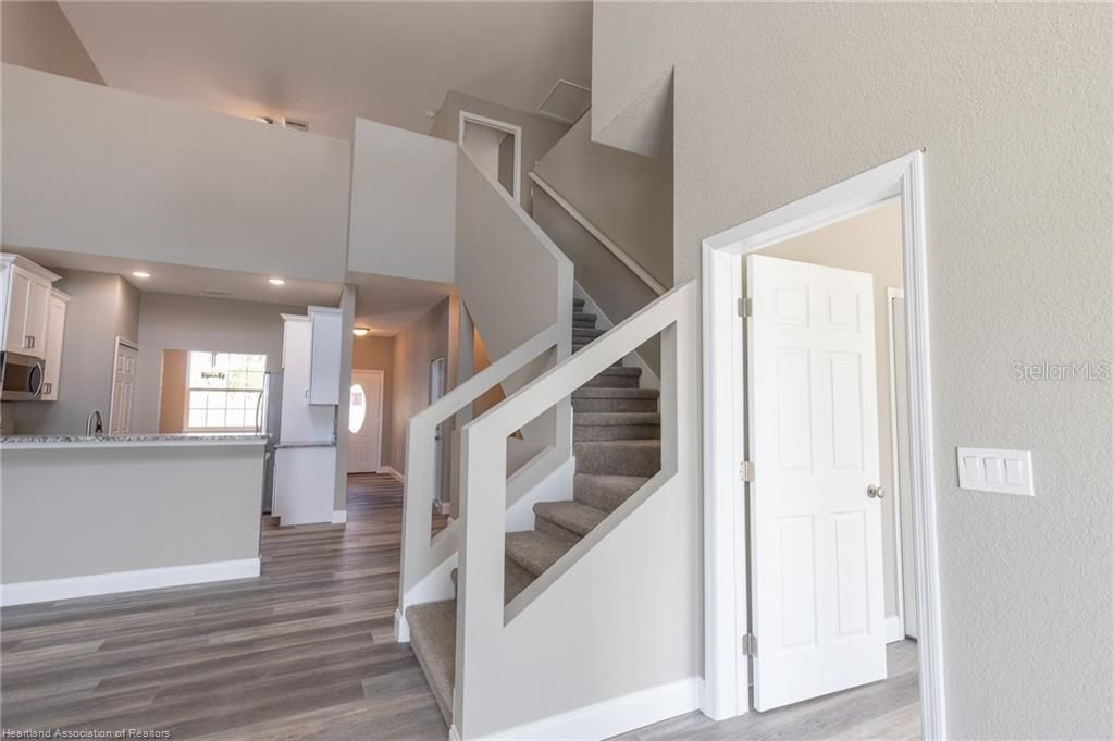 待售: $499,000 (4 贝兹, 3 浴室, 2615 平方英尺)