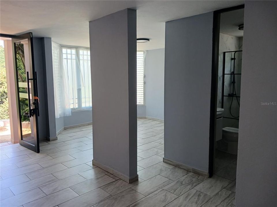 На продажу: $155,000 (2 спален, 1 ванн, 1101 Квадратных фут)