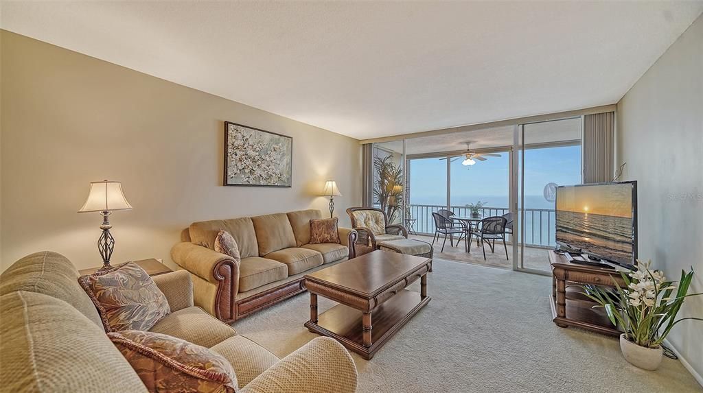 На продажу: $699,000 (2 спален, 2 ванн, 1309 Квадратных фут)