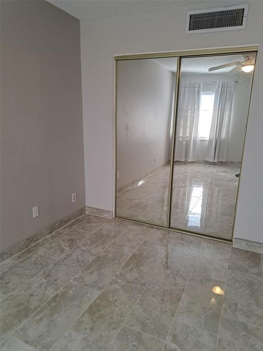 Active With Contract: $2,300 (2 beds, 2 baths, 1065 Square Feet)
