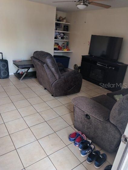 En Venta: $209,000 (2 camas, 1 baños, 846 Pies cuadrados)