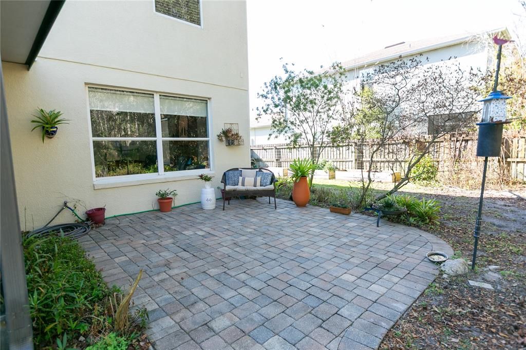 Activo con contrato: $729,900 (5 camas, 3 baños, 2908 Pies cuadrados)