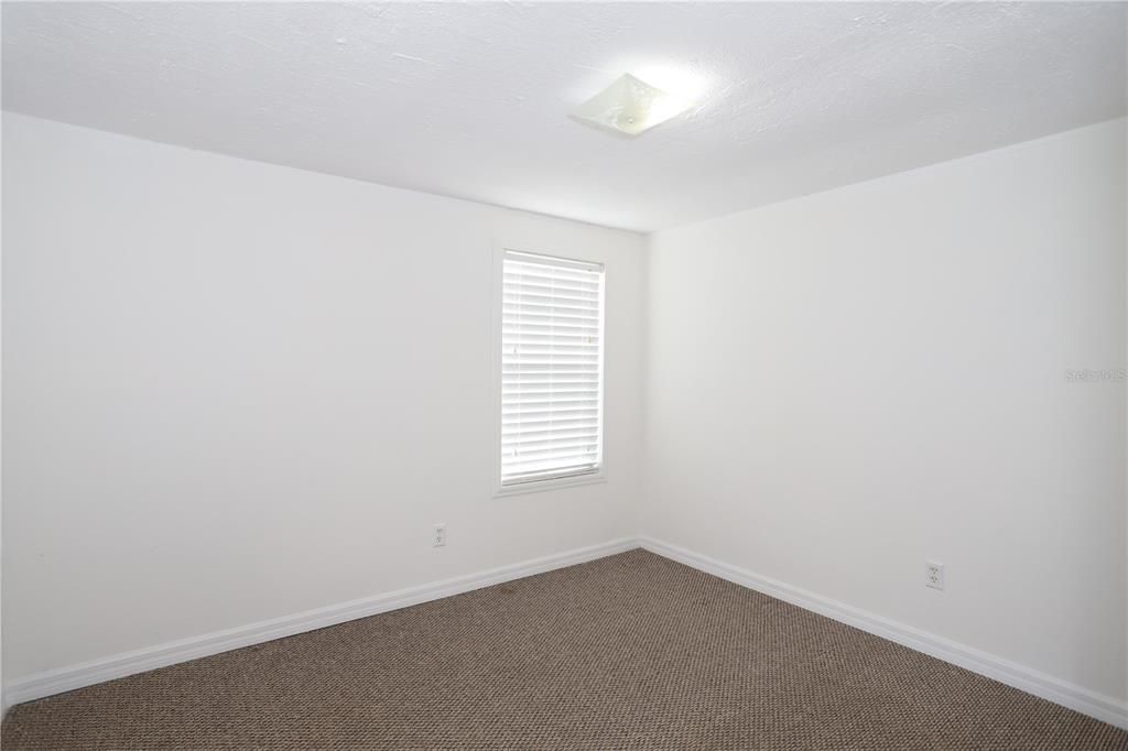 Activo con contrato: $235,000 (3 camas, 2 baños, 1288 Pies cuadrados)