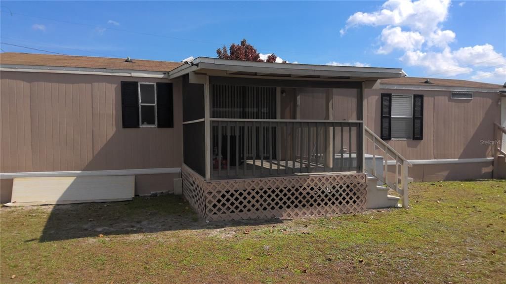 Activo con contrato: $235,000 (3 camas, 2 baños, 1288 Pies cuadrados)