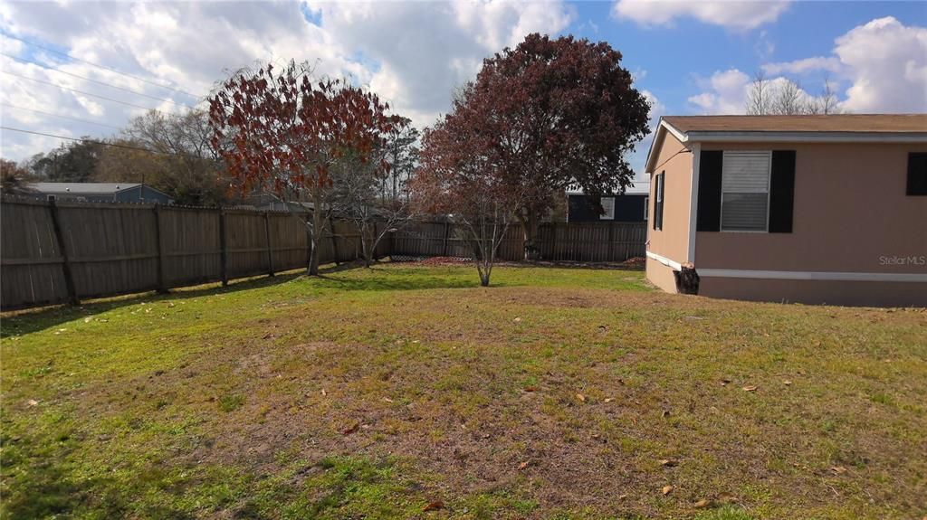 Activo con contrato: $235,000 (3 camas, 2 baños, 1288 Pies cuadrados)