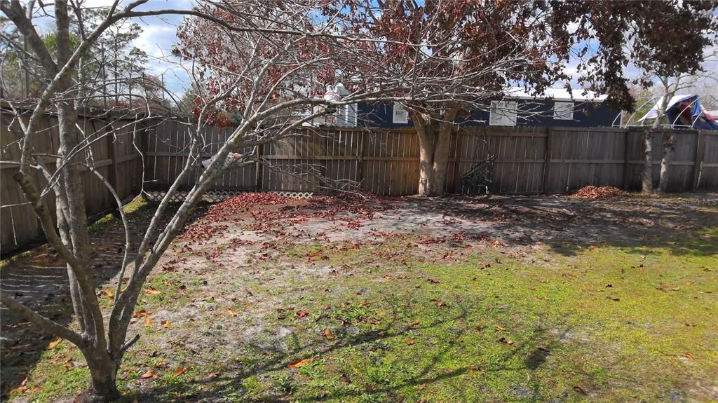 Activo con contrato: $235,000 (3 camas, 2 baños, 1288 Pies cuadrados)