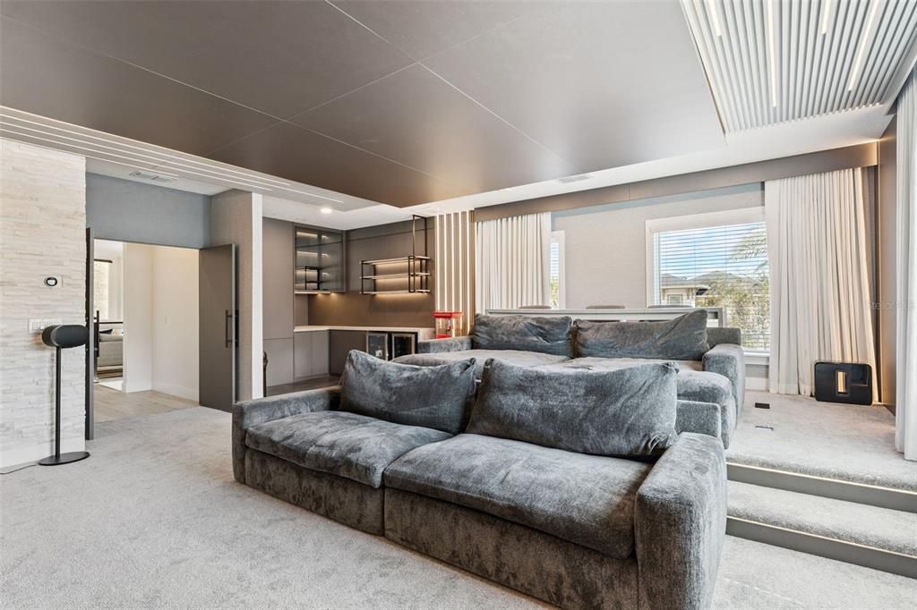 En Venta: $2,299,000 (4 camas, 4 baños, 4751 Pies cuadrados)
