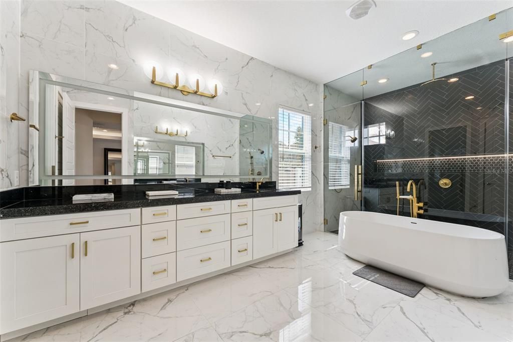 En Venta: $2,299,000 (4 camas, 4 baños, 4751 Pies cuadrados)