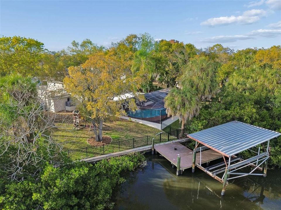 Active With Contract: $700,000 (4 beds, 2 baths, 2696 Square Feet)