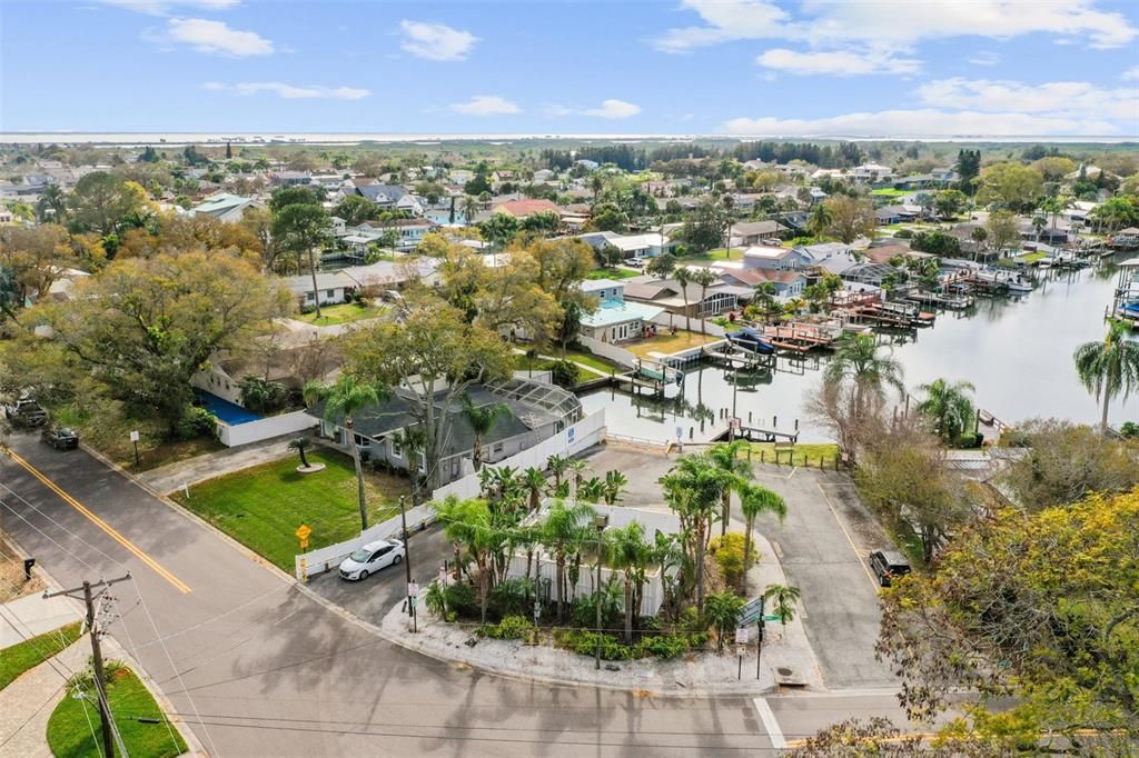 Active With Contract: $700,000 (4 beds, 2 baths, 2696 Square Feet)