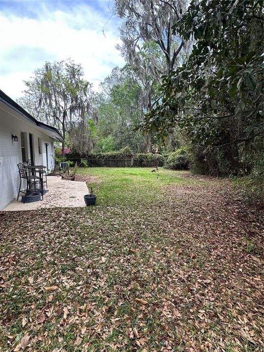 Activo con contrato: $250,000 (3 camas, 2 baños, 1233 Pies cuadrados)