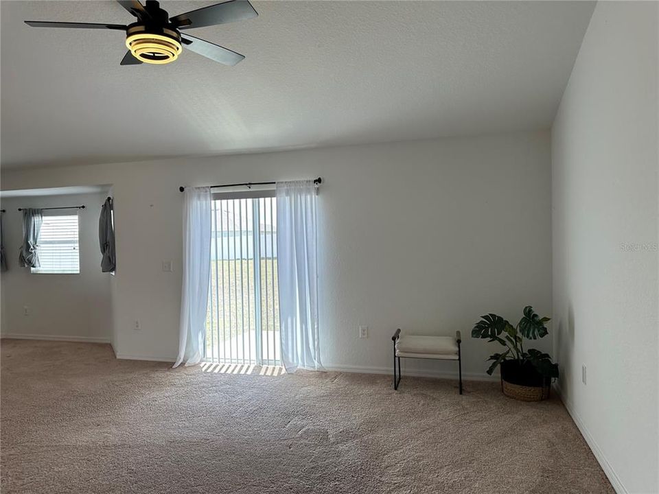 For Sale: $300,000 (3 beds, 2 baths, 1804 Square Feet)