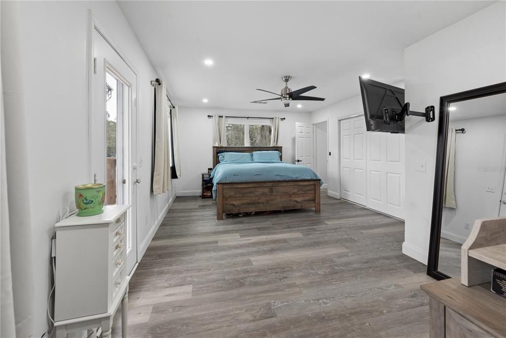 For Sale: $439,000 (4 beds, 3 baths, 3248 Square Feet)