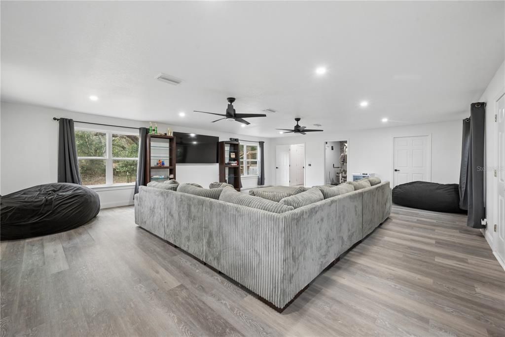For Sale: $439,000 (4 beds, 3 baths, 3248 Square Feet)