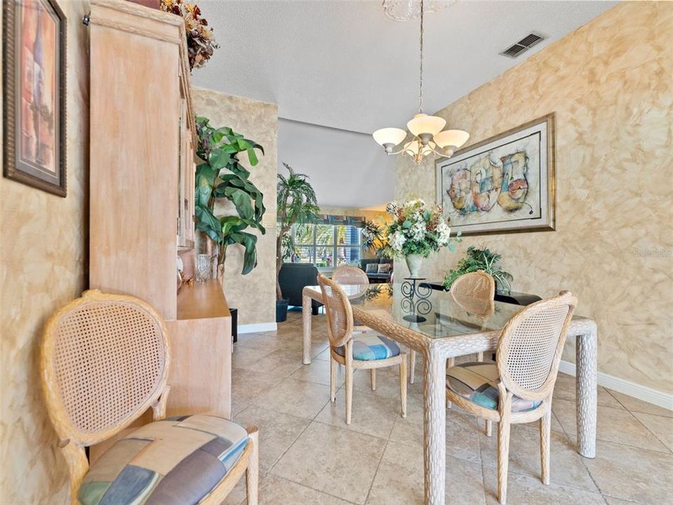 На продажу: $1,250,000 (4 спален, 2 ванн, 2847 Квадратных фут)