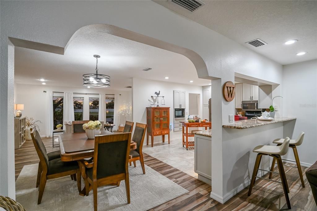 En Venta: $1,899,500 (6 camas, 5 baños, 4277 Pies cuadrados)