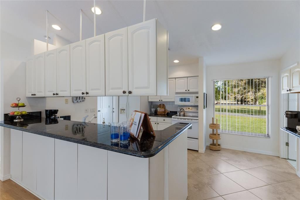 En Venta: $1,899,500 (6 camas, 5 baños, 4277 Pies cuadrados)
