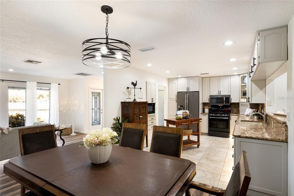 En Venta: $1,899,500 (6 camas, 5 baños, 4277 Pies cuadrados)