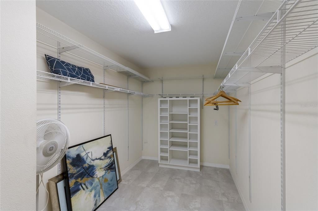 En Venta: $1,899,500 (6 camas, 5 baños, 4277 Pies cuadrados)