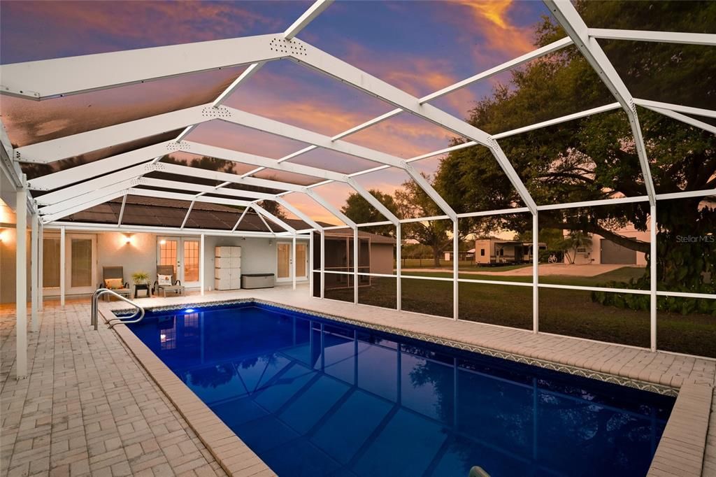 En Venta: $1,899,500 (6 camas, 5 baños, 4277 Pies cuadrados)