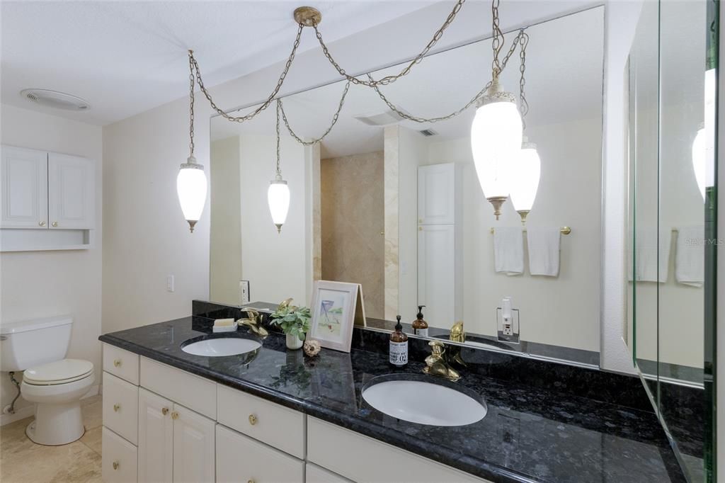 En Venta: $1,899,500 (6 camas, 5 baños, 4277 Pies cuadrados)